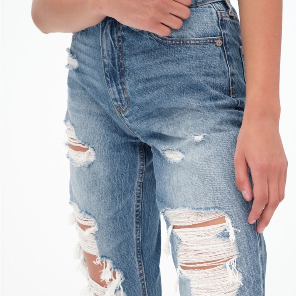 Aero Mom Jeans